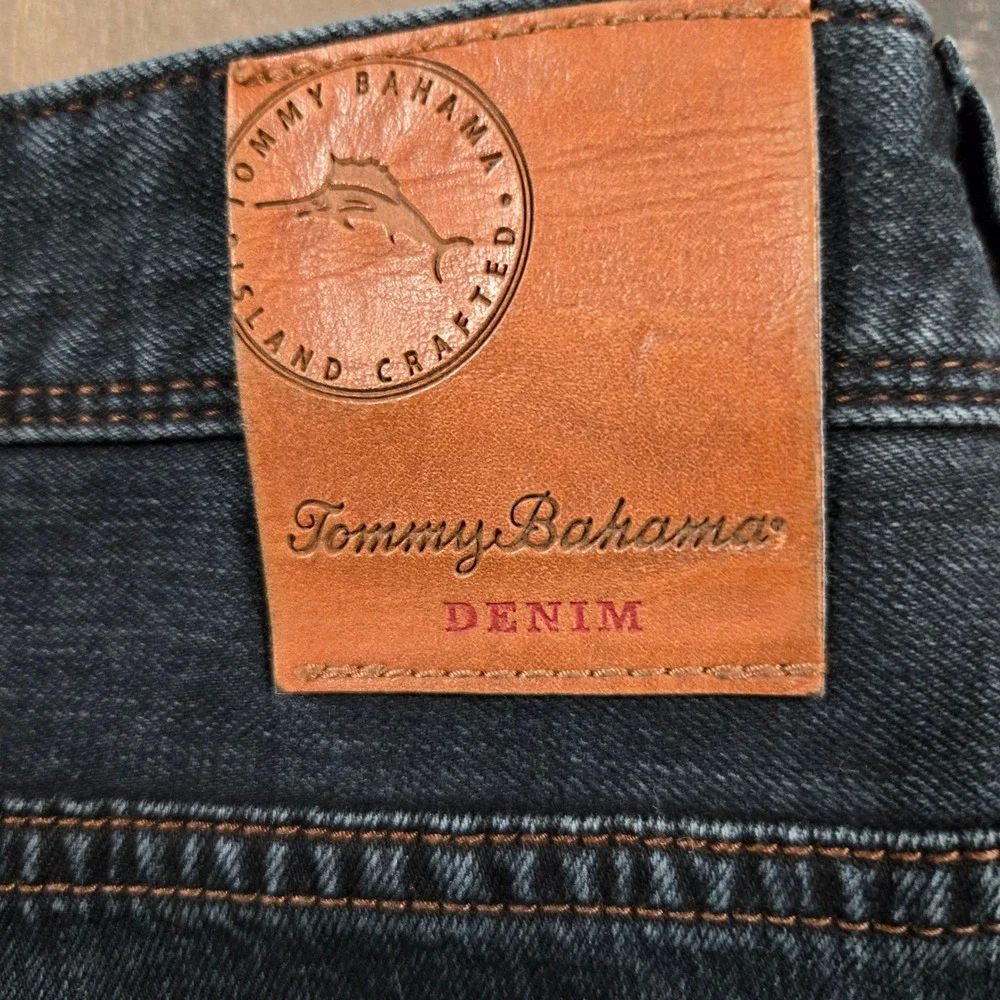 Tommy Bahama Sand Drifter Authentic Dark Wash Jeans Mens 42x30 Indigo Straight